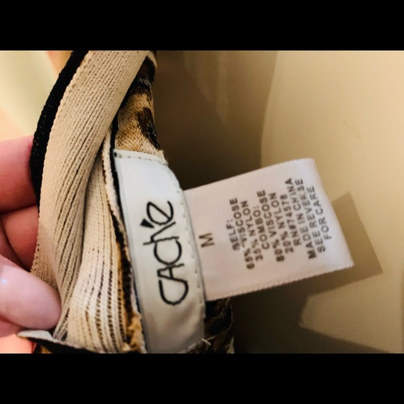 Leopard Sleeveless top - Picture 3 of 3